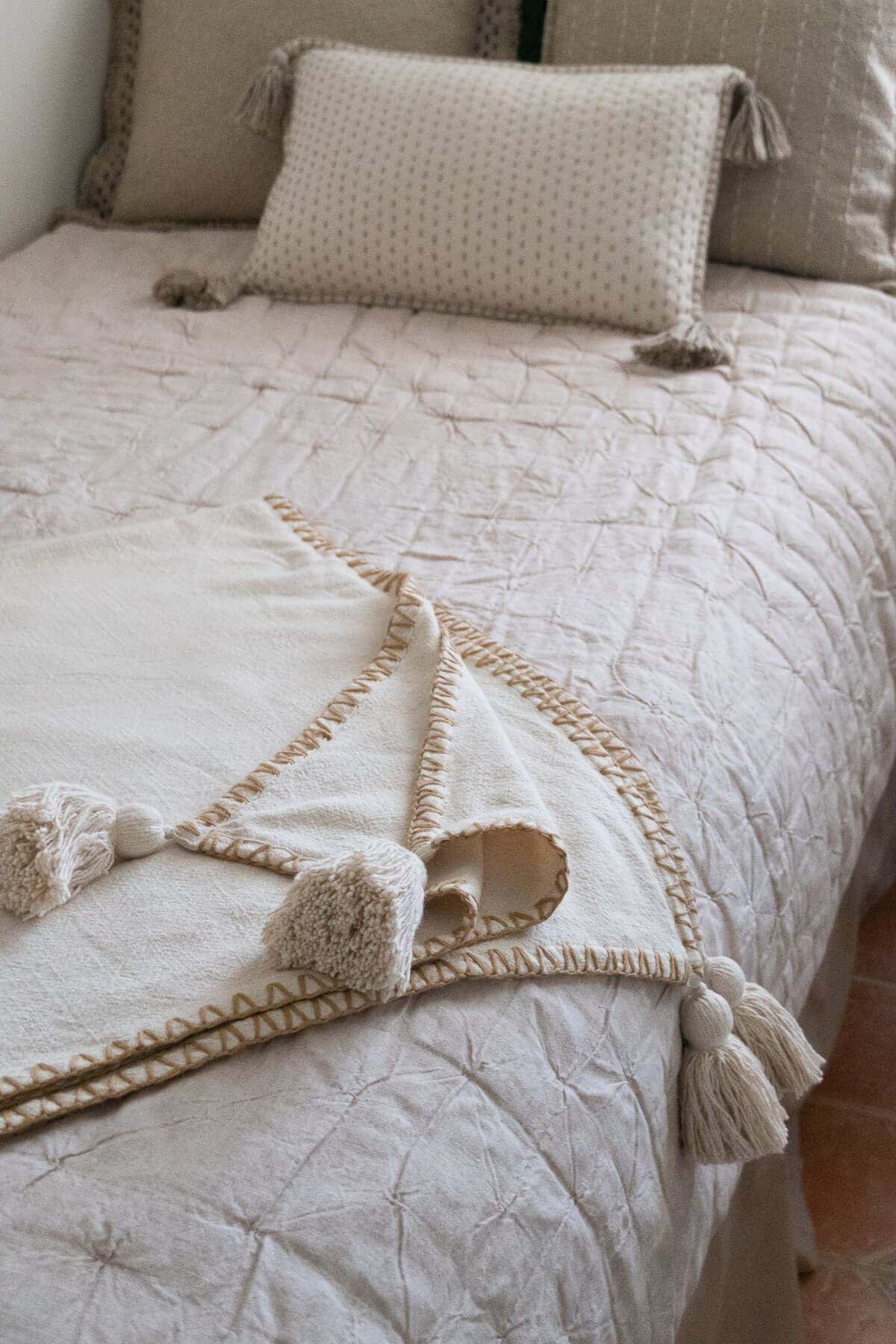Blanket Stitch Throw with Tassels - Nature Home Decor