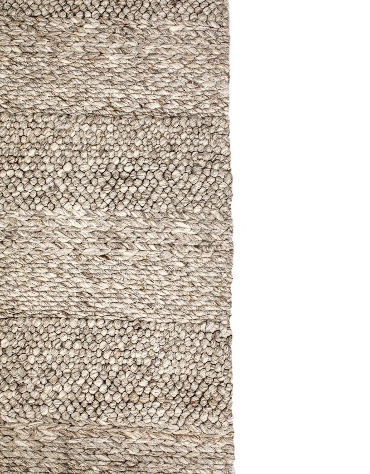 Hand-woven Textured Rug - Nature Home Decor