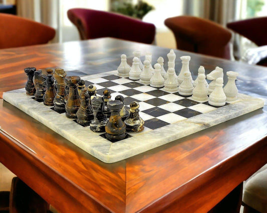 Luxury Chess Set in Michelangelo and White Marble - Nature Home Decor