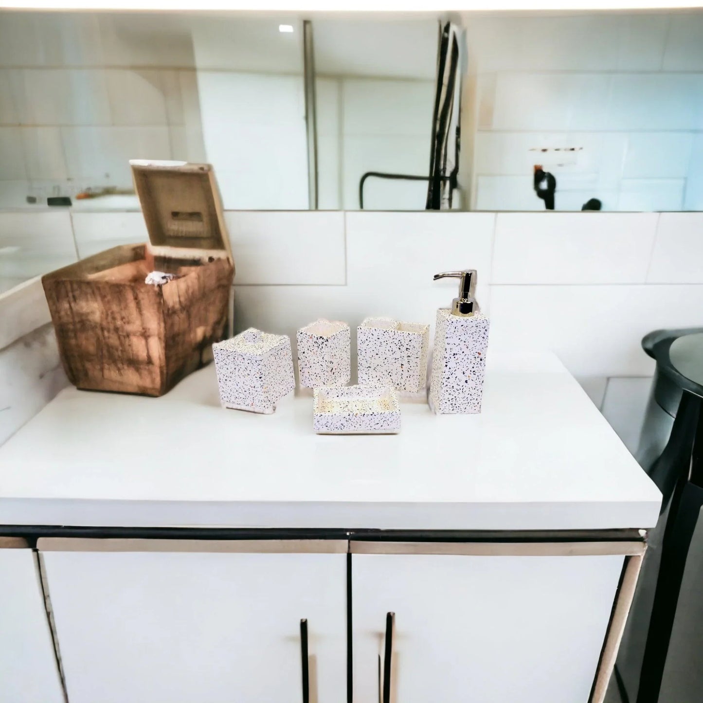 White Bathroom Accessory Set | Color Chips Design - Nature Home Decor