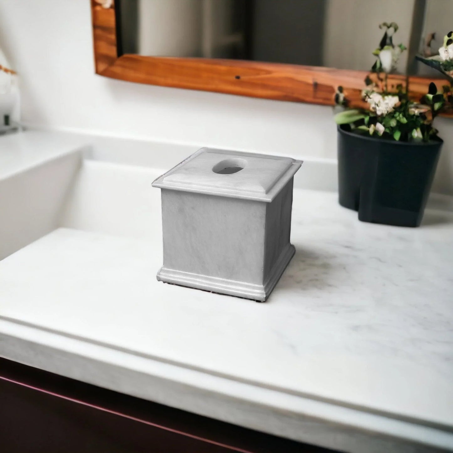 White Marble Facial Tissue Holder of Atlantic Collection - Nature Home Decor