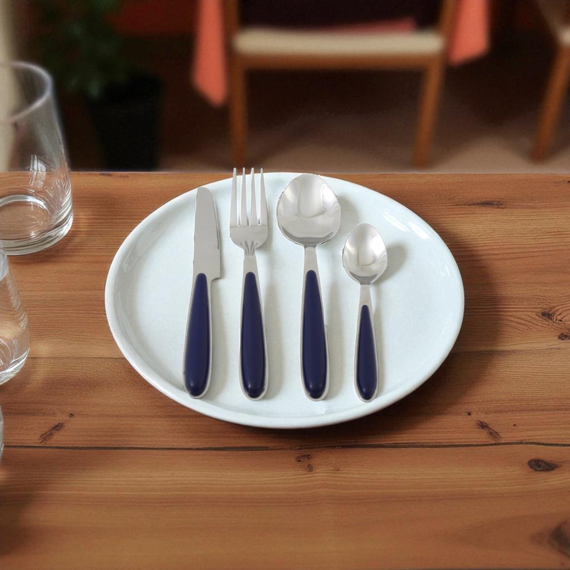 Flatware Set with Blue Handles - Nature Home Decor