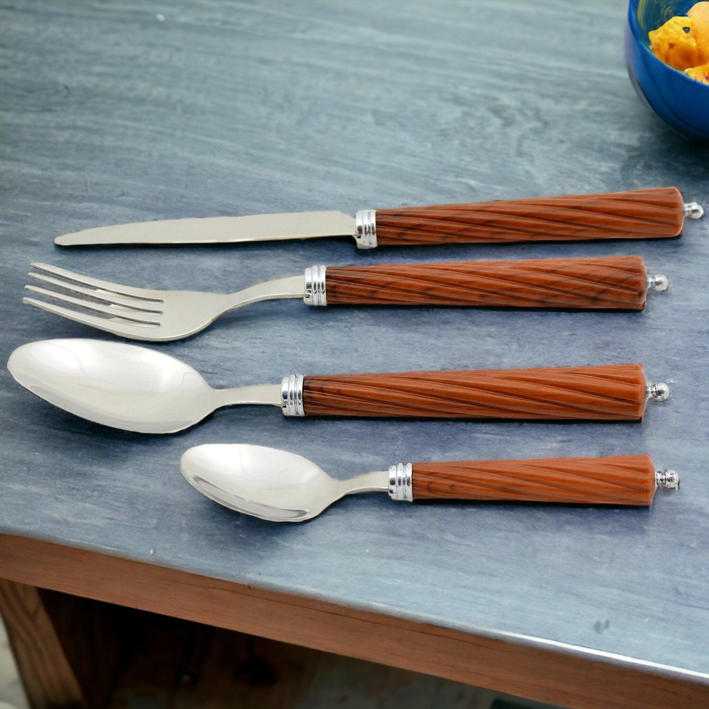 Flatware with Wood Handles - Nature Home Decor