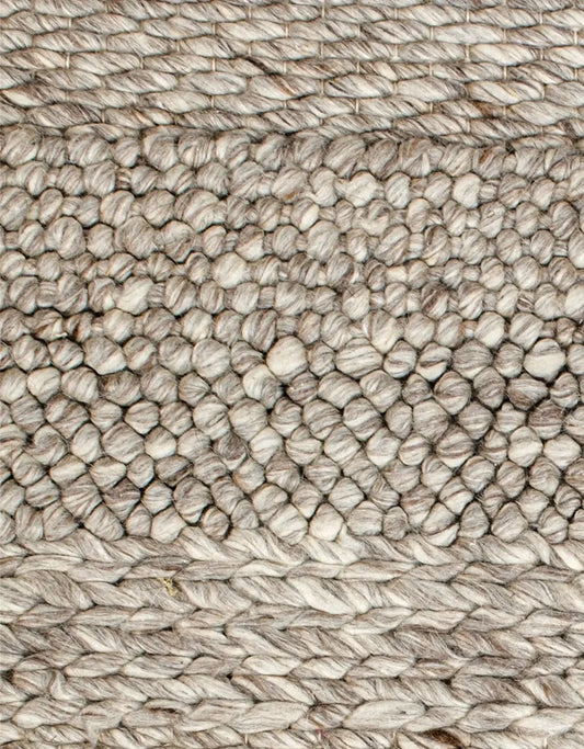 Hand-woven Textured Rug - Nature Home Decor